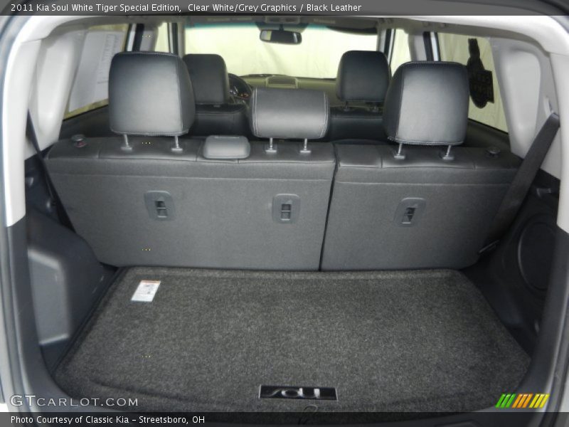 Clear White/Grey Graphics / Black Leather 2011 Kia Soul White Tiger Special Edition