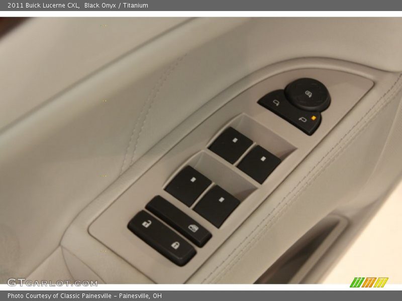 Black Onyx / Titanium 2011 Buick Lucerne CXL