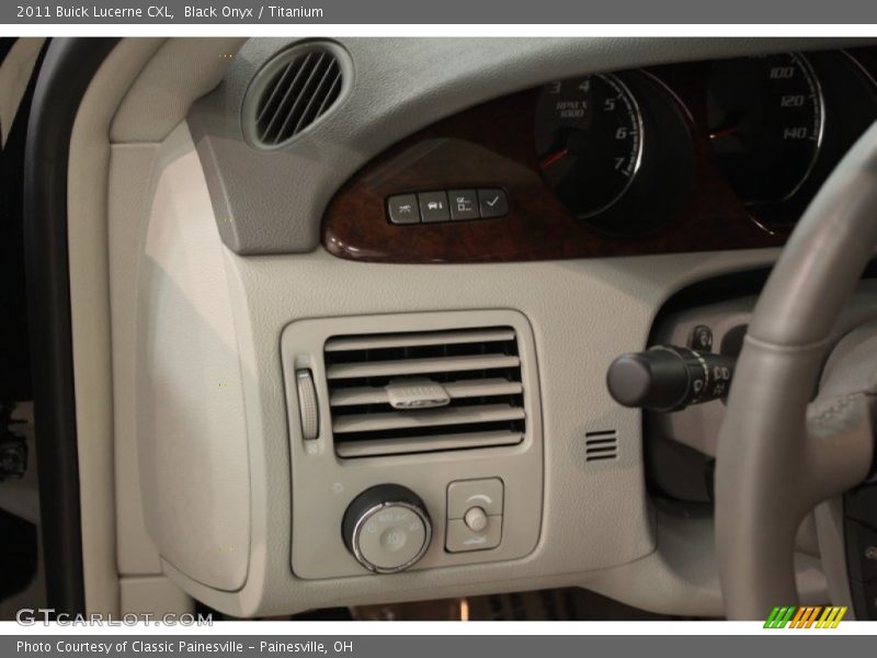 Black Onyx / Titanium 2011 Buick Lucerne CXL