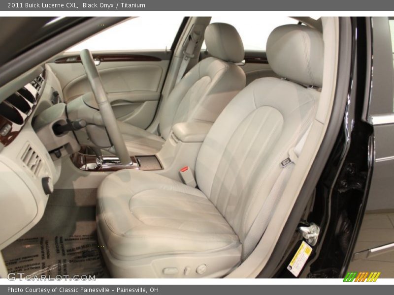 Black Onyx / Titanium 2011 Buick Lucerne CXL