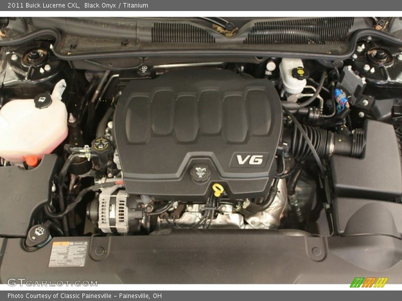 Black Onyx / Titanium 2011 Buick Lucerne CXL