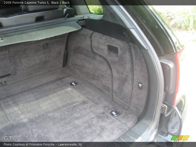 Black / Black 2006 Porsche Cayenne Turbo S