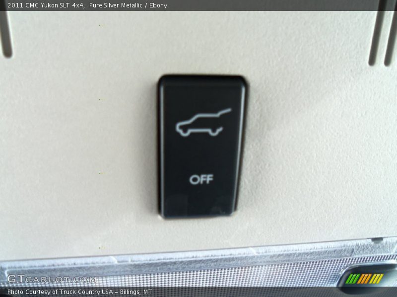 Pure Silver Metallic / Ebony 2011 GMC Yukon SLT 4x4