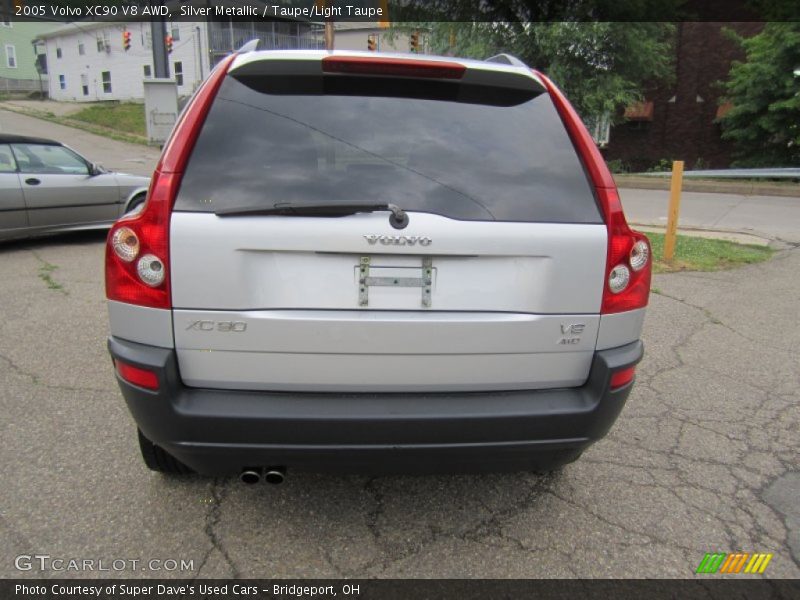 Silver Metallic / Taupe/Light Taupe 2005 Volvo XC90 V8 AWD