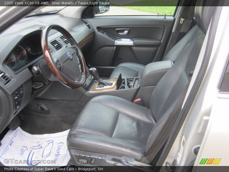 Silver Metallic / Taupe/Light Taupe 2005 Volvo XC90 V8 AWD