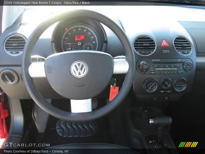 Salsa Red / Black 2008 Volkswagen New Beetle S Coupe
