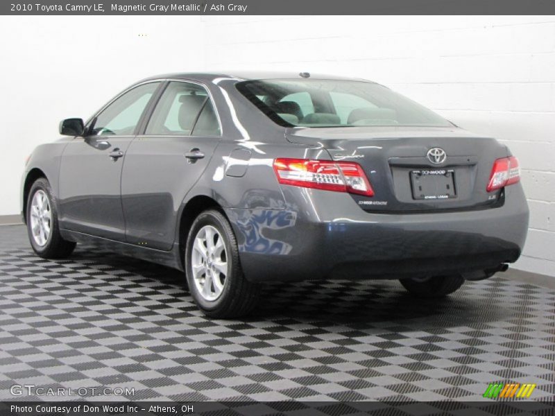 Magnetic Gray Metallic / Ash Gray 2010 Toyota Camry LE