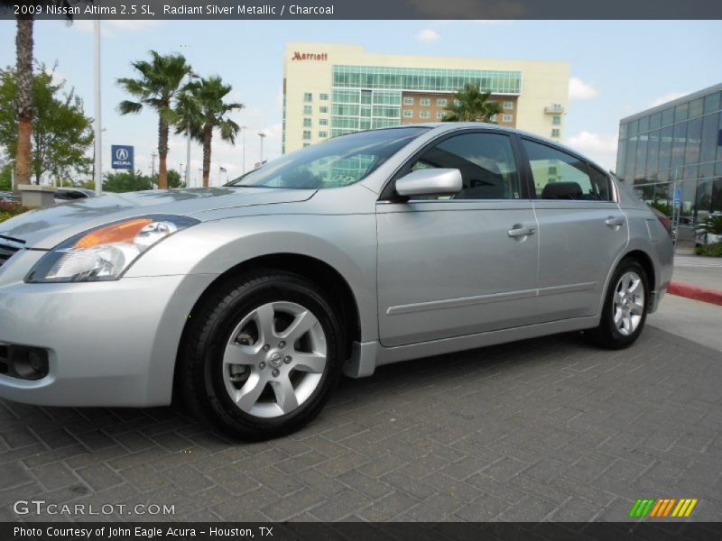 Radiant Silver Metallic / Charcoal 2009 Nissan Altima 2.5 SL