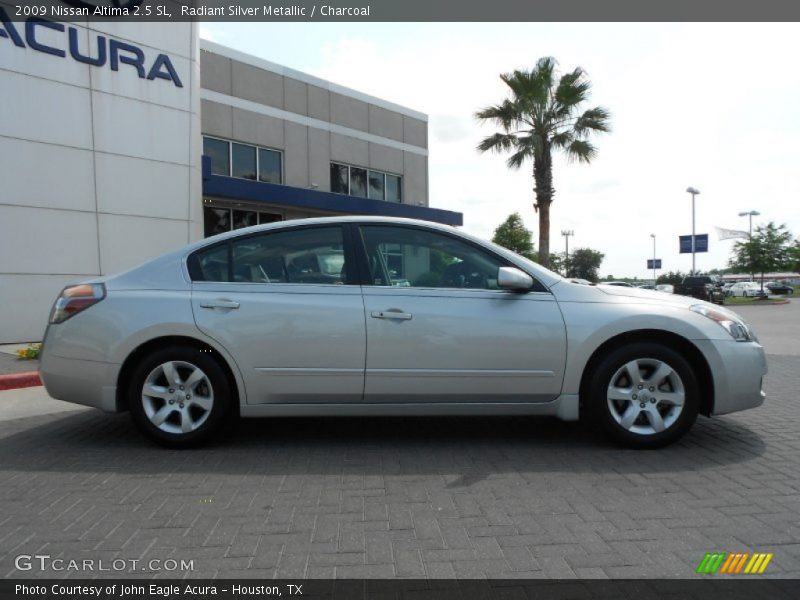 Radiant Silver Metallic / Charcoal 2009 Nissan Altima 2.5 SL