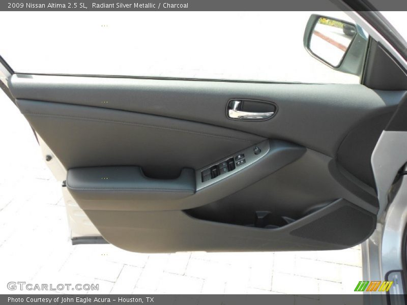 Radiant Silver Metallic / Charcoal 2009 Nissan Altima 2.5 SL