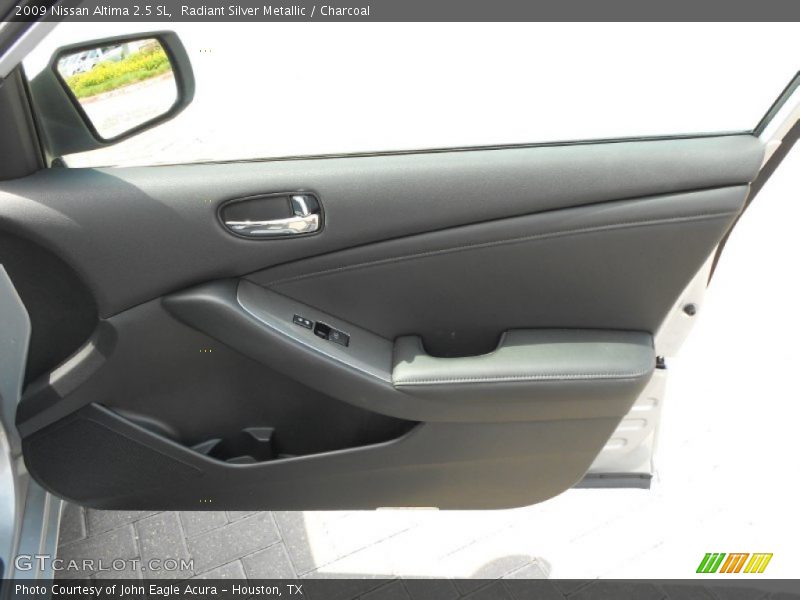 Radiant Silver Metallic / Charcoal 2009 Nissan Altima 2.5 SL