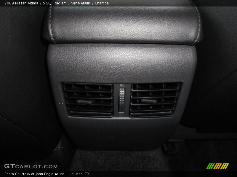 Radiant Silver Metallic / Charcoal 2009 Nissan Altima 2.5 SL
