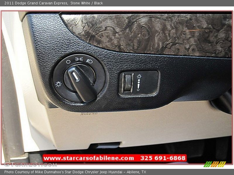 Stone White / Black 2011 Dodge Grand Caravan Express