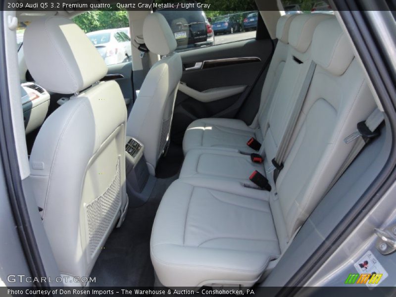 Quartz Gray Metallic / Light Gray 2009 Audi Q5 3.2 Premium quattro
