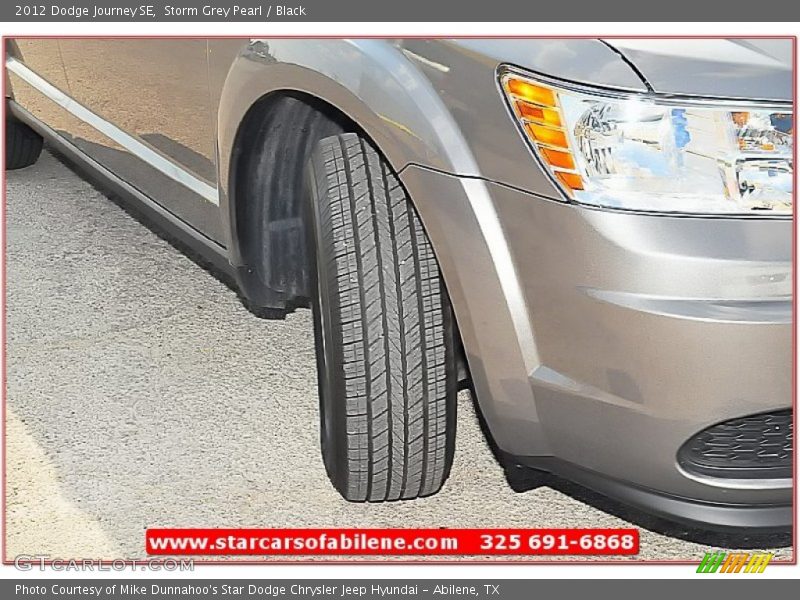 Storm Grey Pearl / Black 2012 Dodge Journey SE