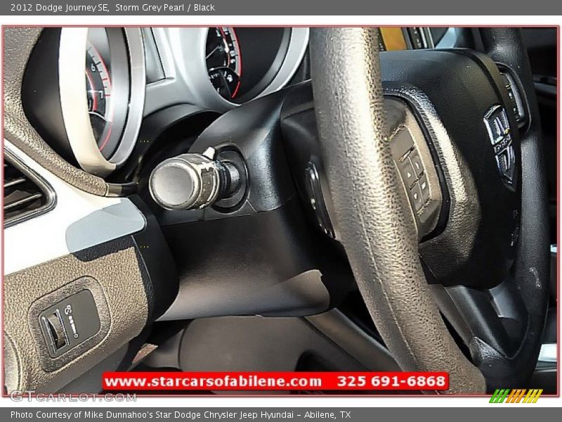 Storm Grey Pearl / Black 2012 Dodge Journey SE