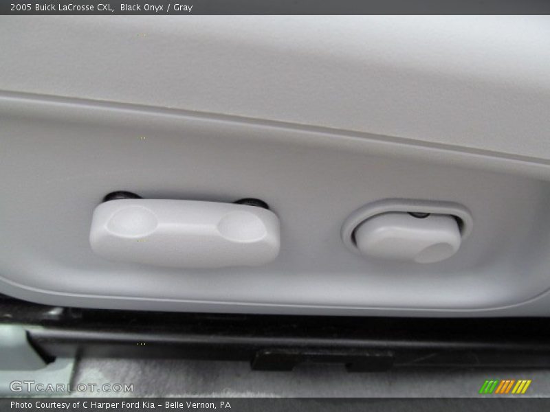 Black Onyx / Gray 2005 Buick LaCrosse CXL