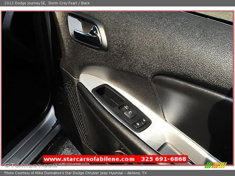 Storm Grey Pearl / Black 2012 Dodge Journey SE