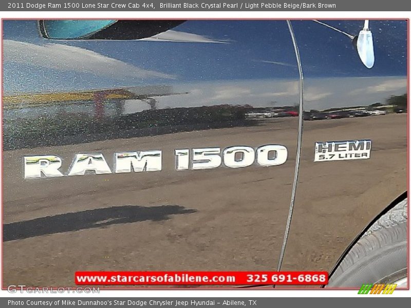 Brilliant Black Crystal Pearl / Light Pebble Beige/Bark Brown 2011 Dodge Ram 1500 Lone Star Crew Cab 4x4