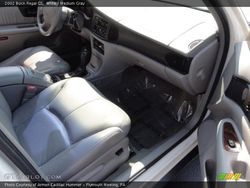 White / Medium Gray 2002 Buick Regal GS