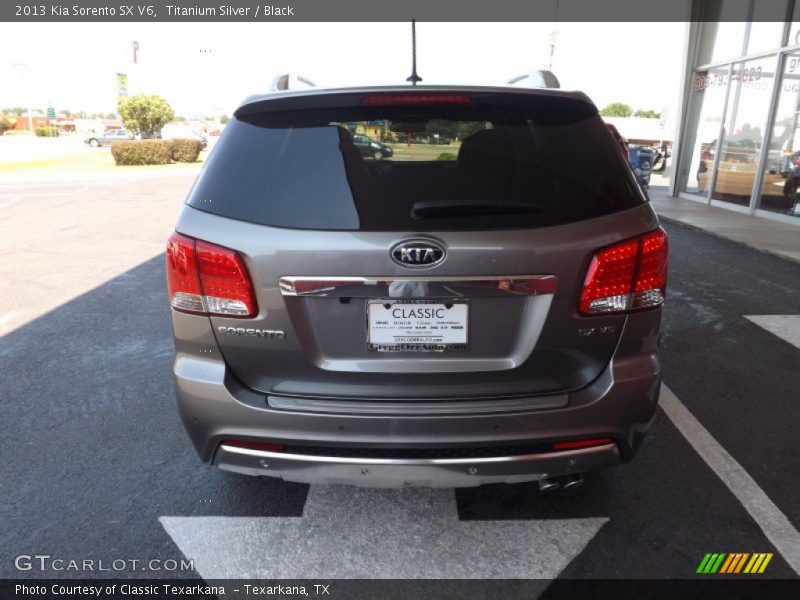 Titanium Silver / Black 2013 Kia Sorento SX V6