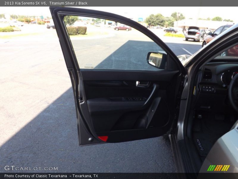 Titanium Silver / Black 2013 Kia Sorento SX V6