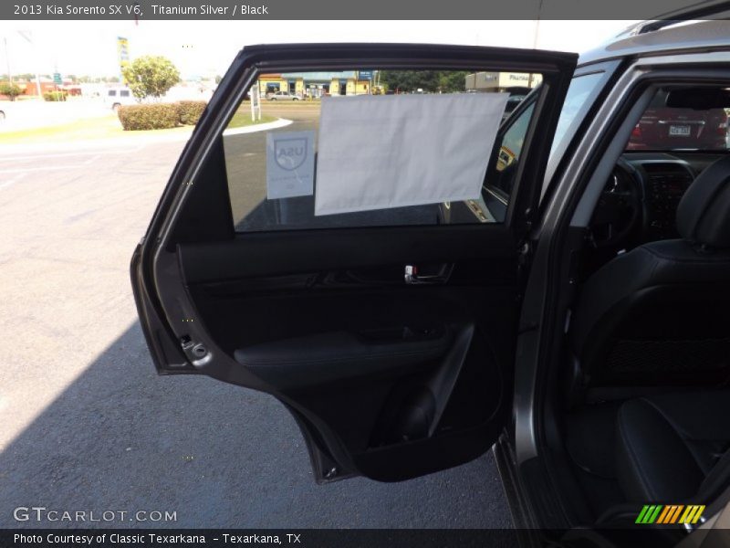Titanium Silver / Black 2013 Kia Sorento SX V6