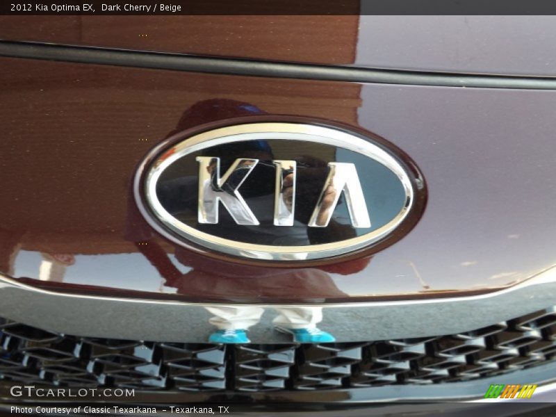 Dark Cherry / Beige 2012 Kia Optima EX