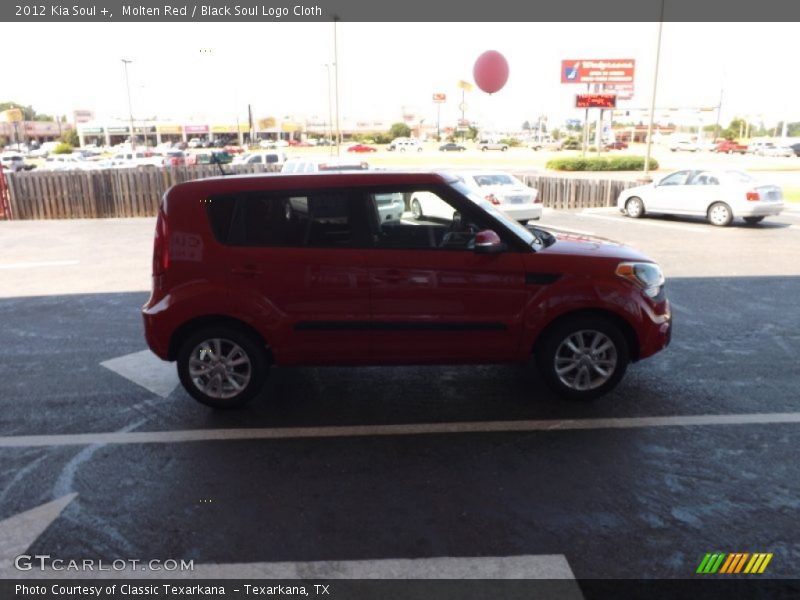 Molten Red / Black Soul Logo Cloth 2012 Kia Soul +