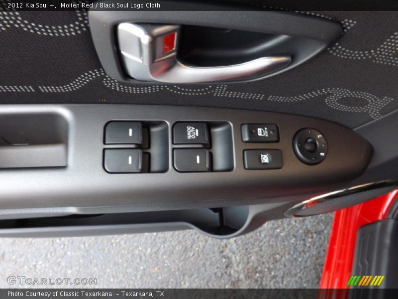Molten Red / Black Soul Logo Cloth 2012 Kia Soul +