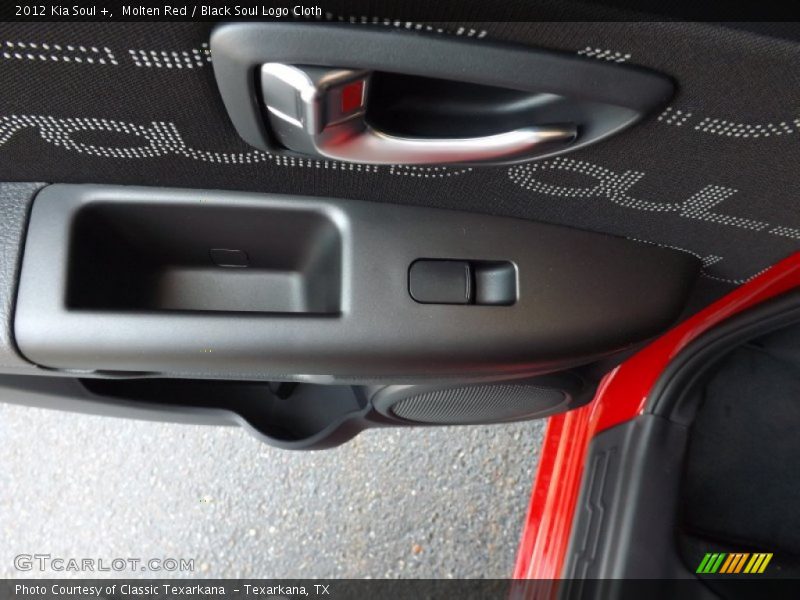 Molten Red / Black Soul Logo Cloth 2012 Kia Soul +