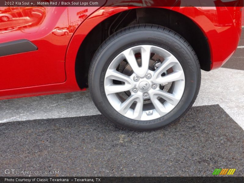 Molten Red / Black Soul Logo Cloth 2012 Kia Soul +