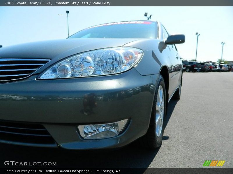 Phantom Gray Pearl / Stone Gray 2006 Toyota Camry XLE V6