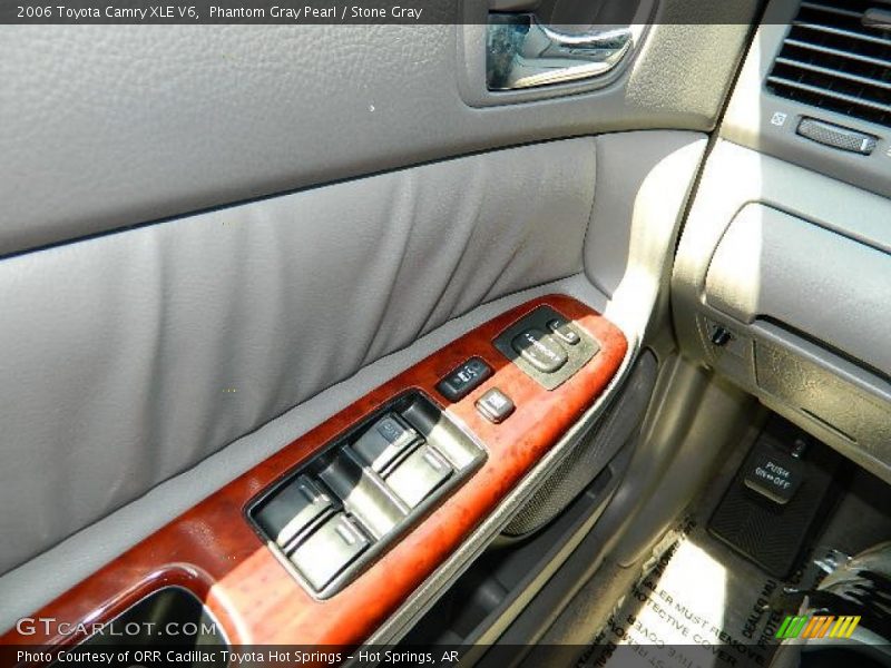Phantom Gray Pearl / Stone Gray 2006 Toyota Camry XLE V6