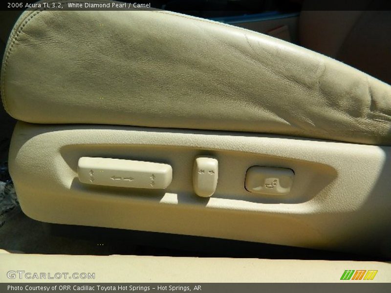 White Diamond Pearl / Camel 2006 Acura TL 3.2