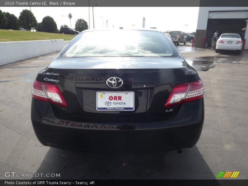 Black / Bisque 2010 Toyota Camry LE