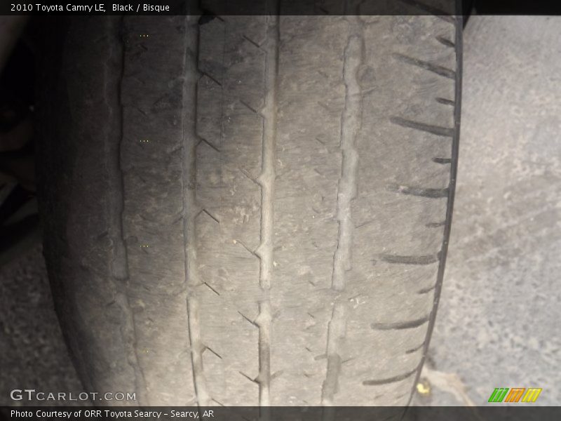Black / Bisque 2010 Toyota Camry LE