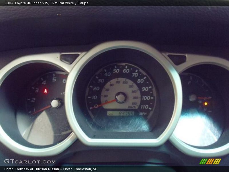 Natural White / Taupe 2004 Toyota 4Runner SR5