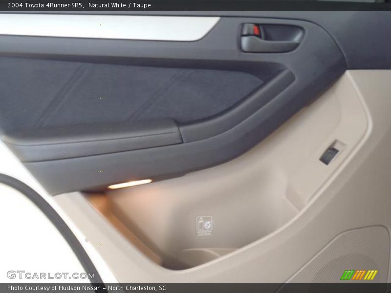 Natural White / Taupe 2004 Toyota 4Runner SR5