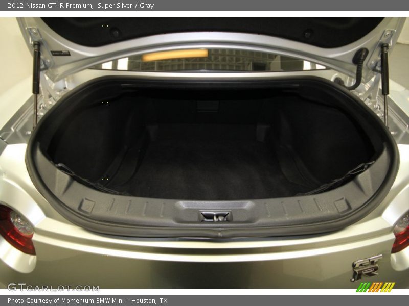  2012 GT-R Premium Trunk