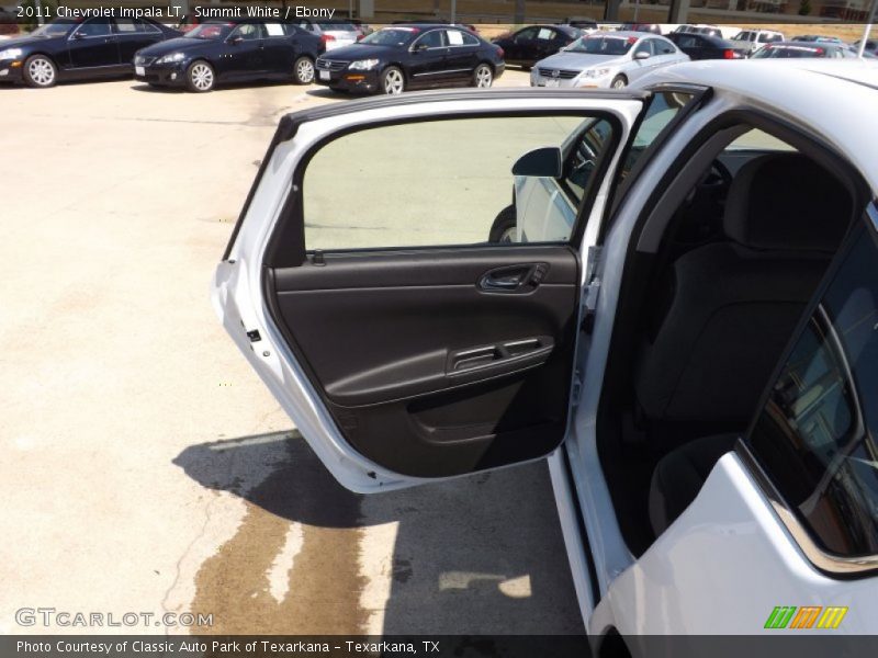 Summit White / Ebony 2011 Chevrolet Impala LT