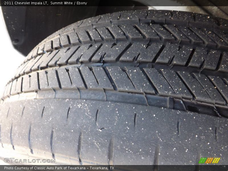 Summit White / Ebony 2011 Chevrolet Impala LT