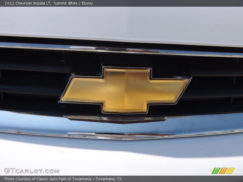 Summit White / Ebony 2011 Chevrolet Impala LT