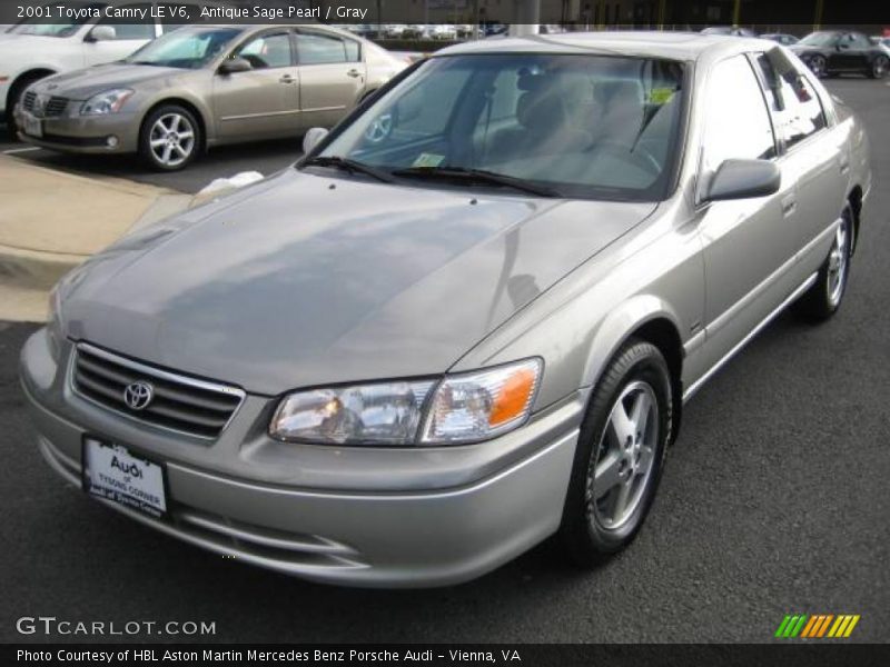 Antique Sage Pearl / Gray 2001 Toyota Camry LE V6