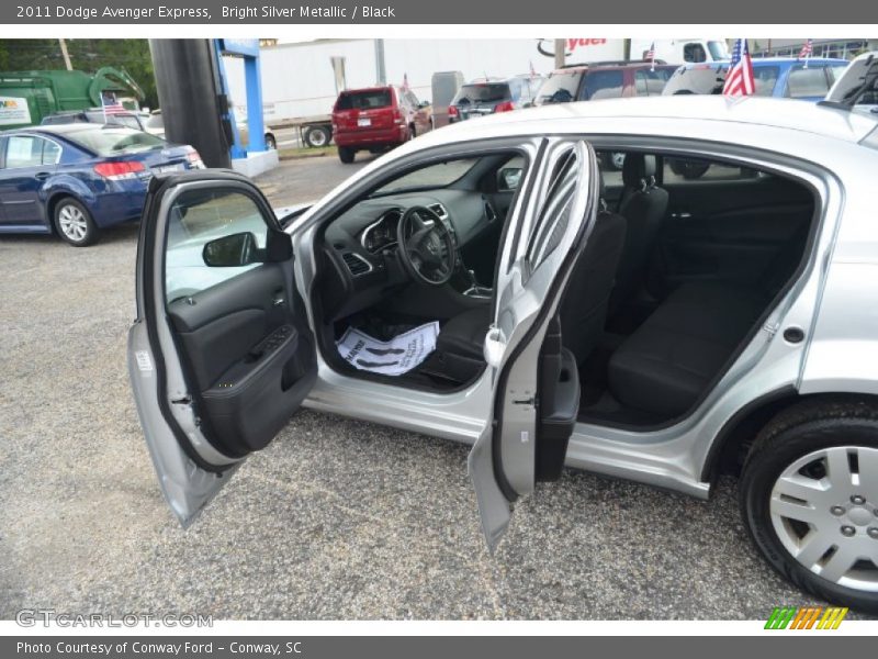 Bright Silver Metallic / Black 2011 Dodge Avenger Express