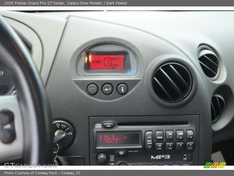 Galaxy Silver Metallic / Dark Pewter 2005 Pontiac Grand Prix GT Sedan