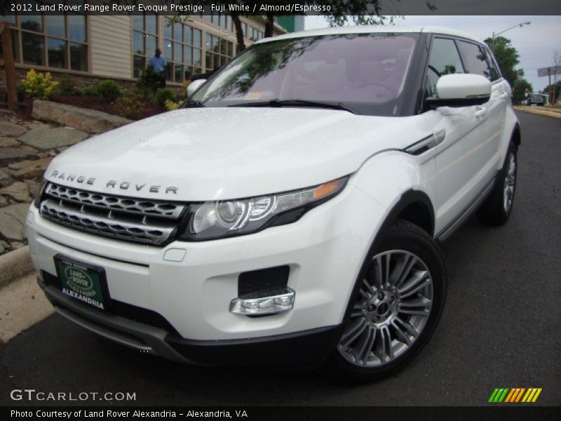 Fuji White / Almond/Espresso 2012 Land Rover Range Rover Evoque Prestige