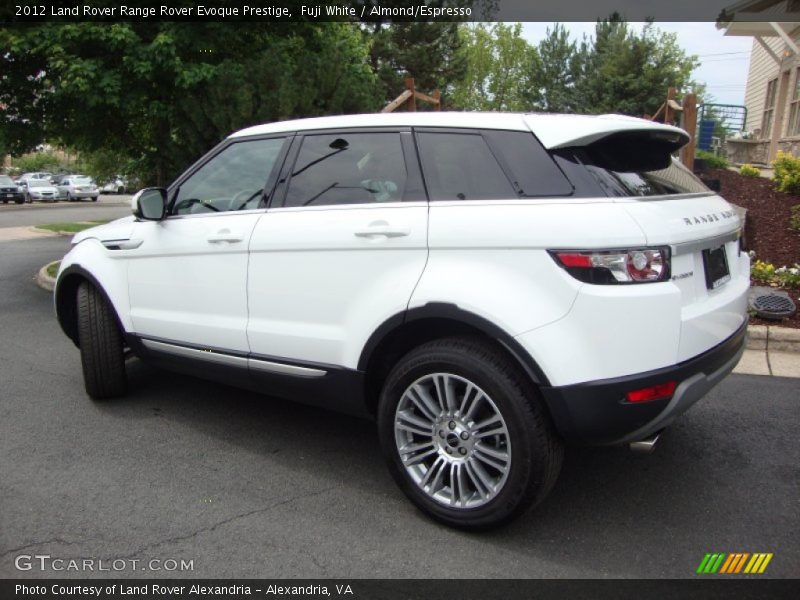 Fuji White / Almond/Espresso 2012 Land Rover Range Rover Evoque Prestige