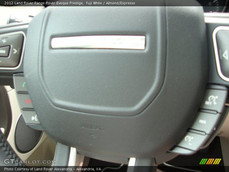 Fuji White / Almond/Espresso 2012 Land Rover Range Rover Evoque Prestige