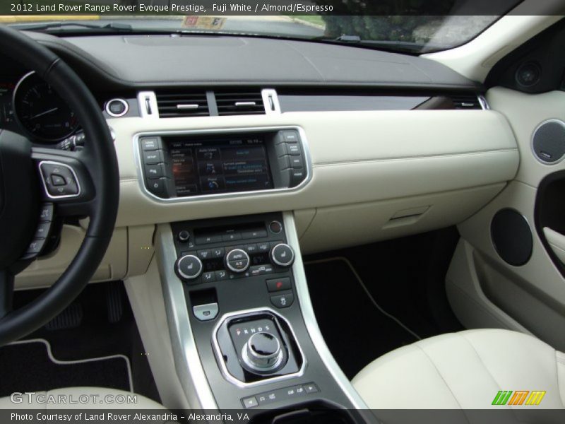 Fuji White / Almond/Espresso 2012 Land Rover Range Rover Evoque Prestige